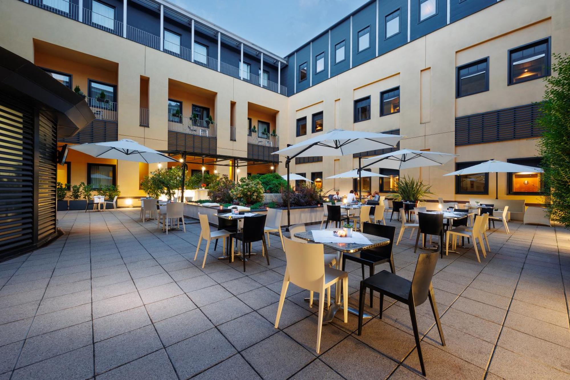 Ih Hotels Milano Gioia — Photos 2